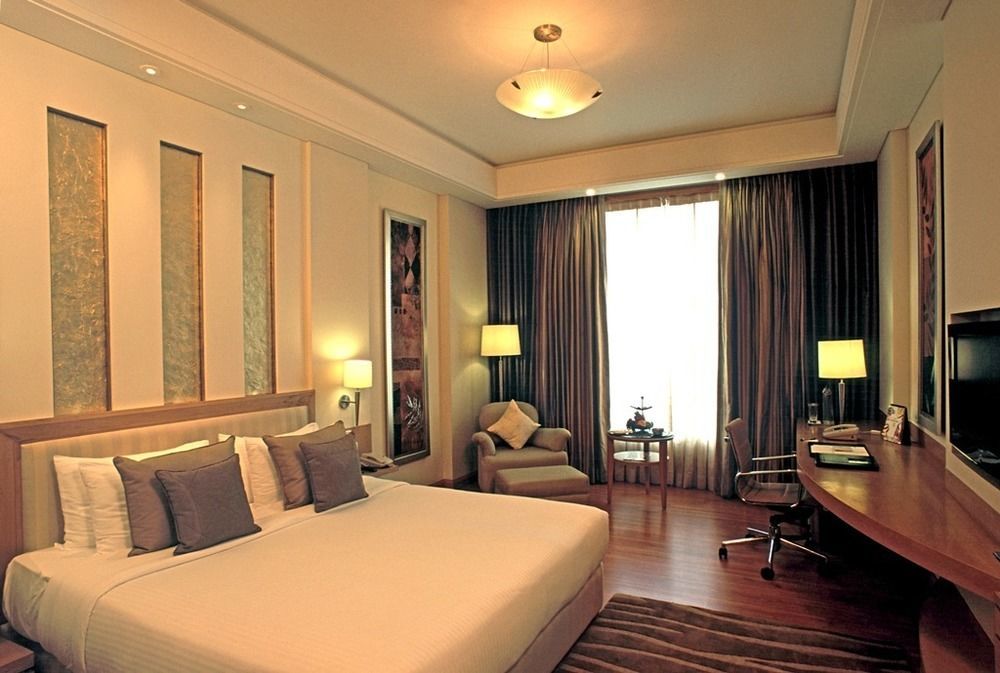 Hotel Radisson Noida Camera foto