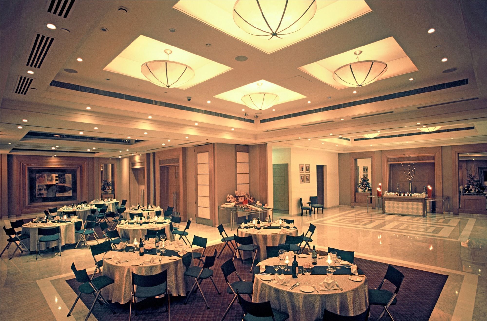 Hotel Radisson Noida Ristorante foto