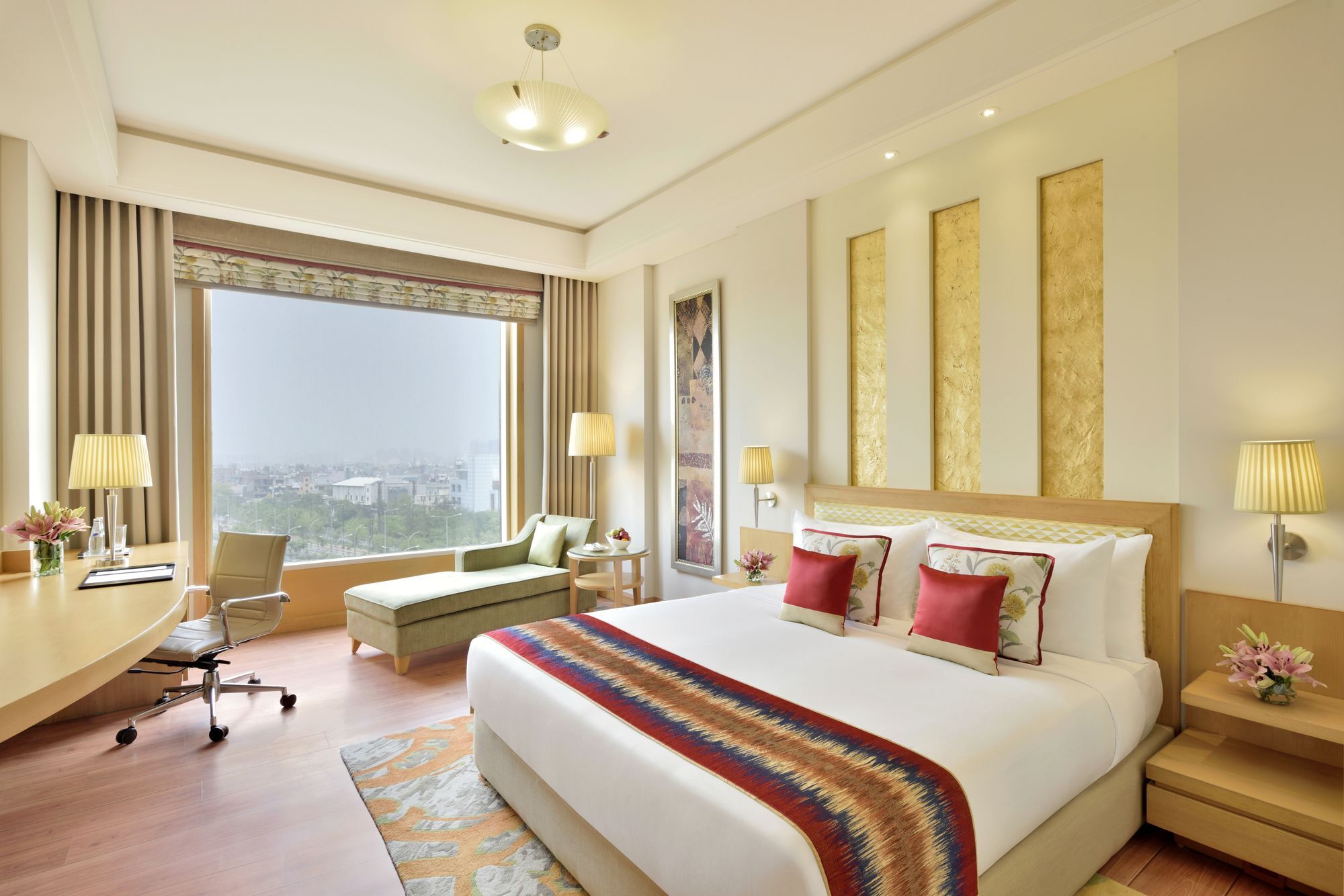 Hotel Radisson Noida Esterno foto