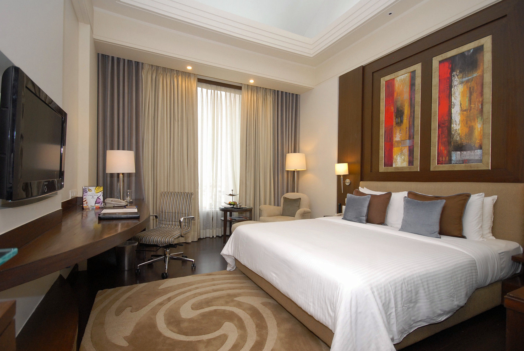 Hotel Radisson Noida Esterno foto