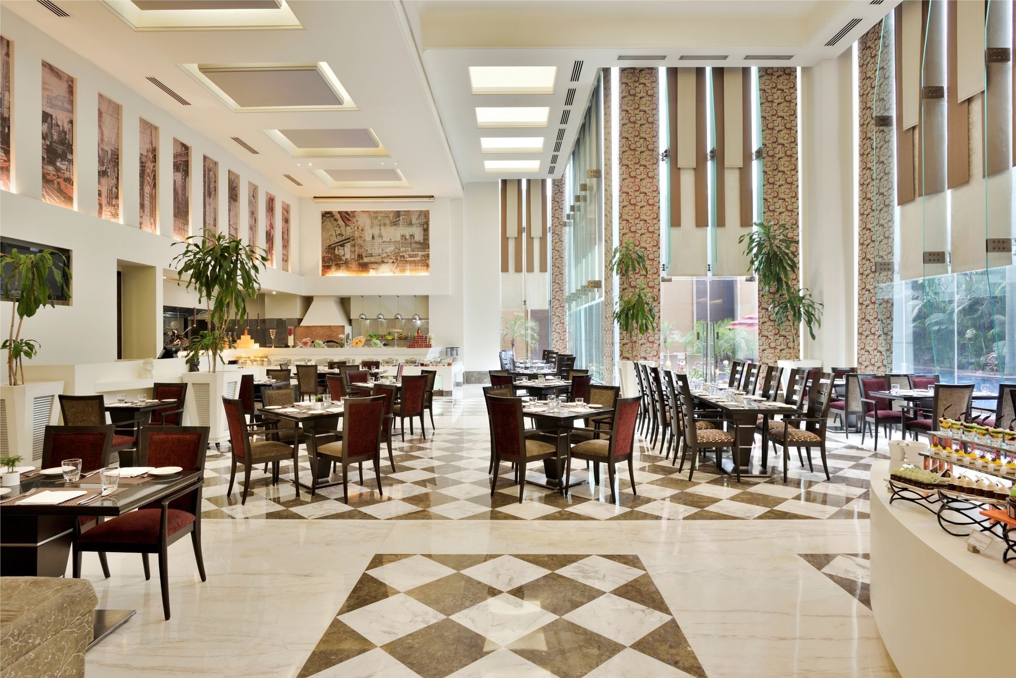 Hotel Radisson Noida Esterno foto